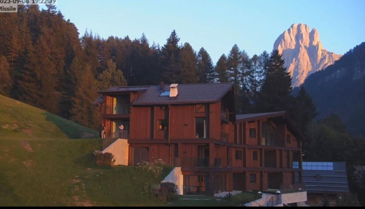 Luxury Chalet P Urtijëi Dış mekan fotoğraf