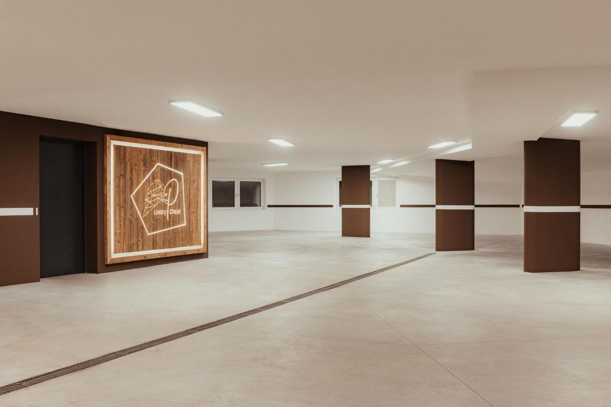 Luxury Chalet P Urtijëi Dış mekan fotoğraf