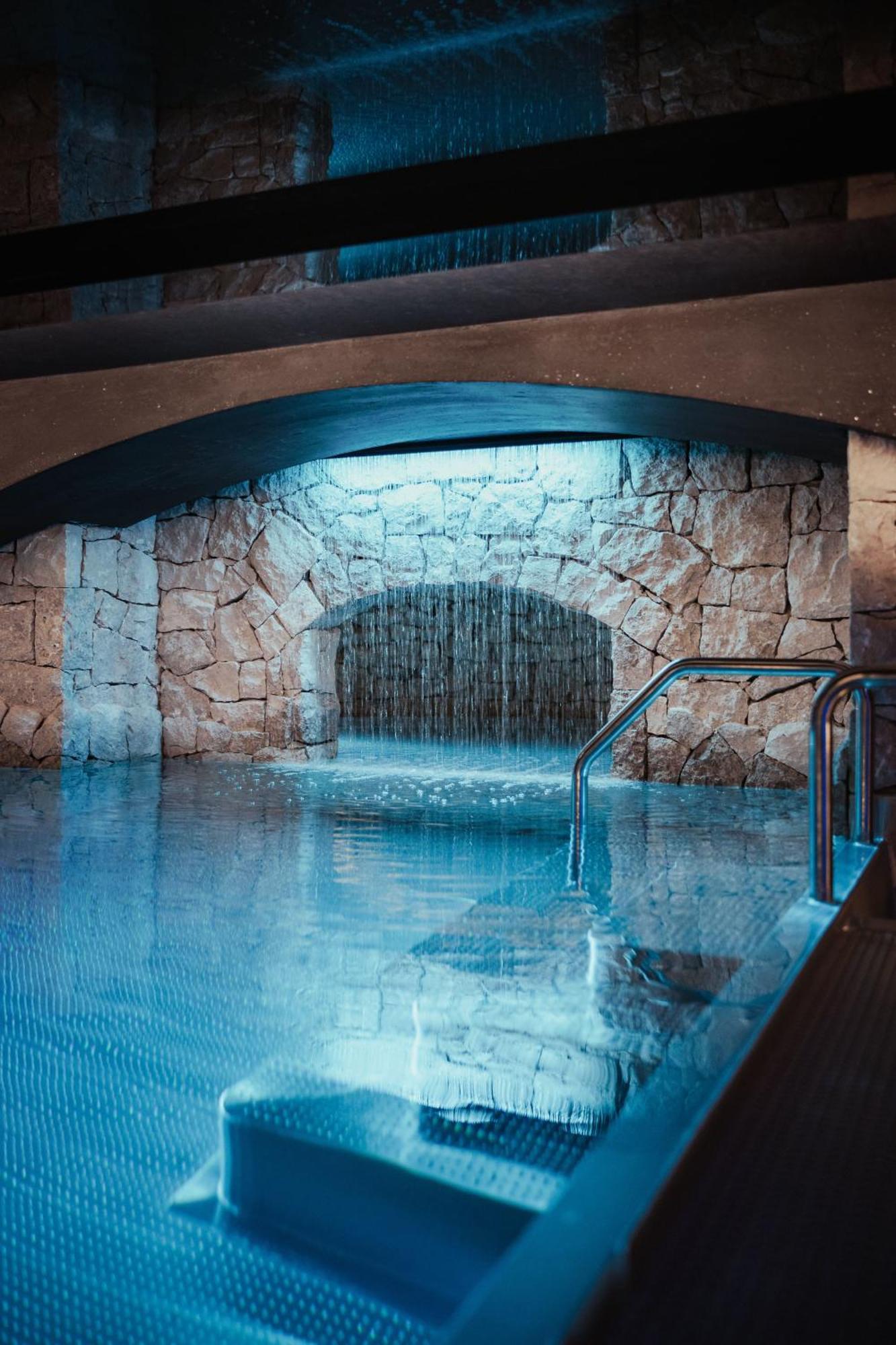 Luxury Chalet P Urtijëi Dış mekan fotoğraf