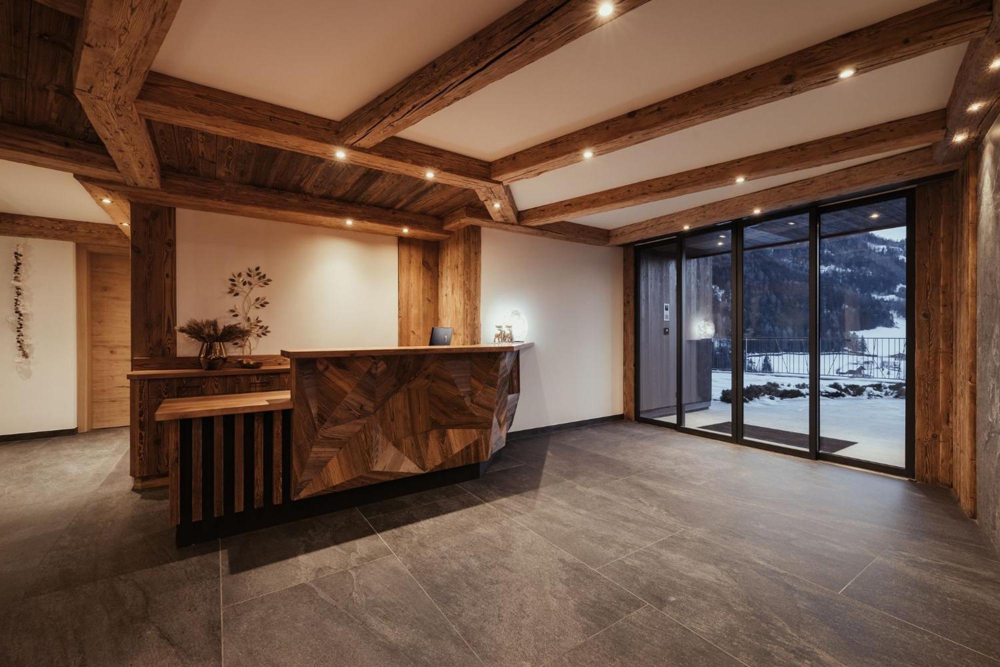 Luxury Chalet P Urtijëi Dış mekan fotoğraf